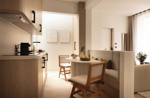 3rd Arrondissement Apartment | Charming Apt With AC - 2br-6p - Le Marais