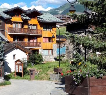Montalbert Apartment | Charming Apt With Balcony In La Plagne Montalbert