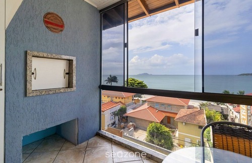 Ingleses Sul Apartment | Charming Apt With Balcony and Sea View Edj0410