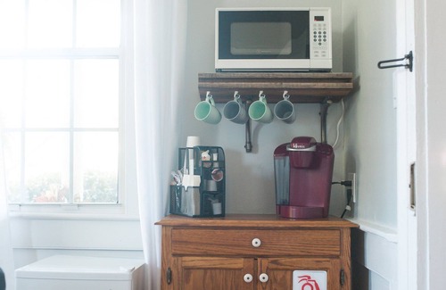 Summerville Historic District House | Charming Azalea Suite Getaway