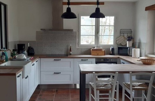 Irouleguy House | Charming Basque house. Ideal family and friends with children
