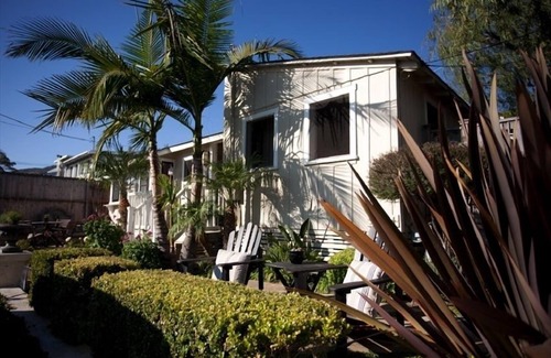 South Laguna Cottage | Charming Beach Bungalow in South Laguna Beach Village. Private Property Parking,