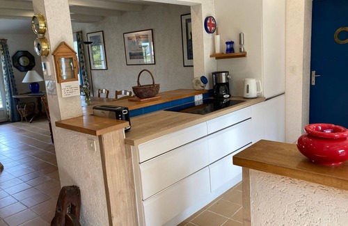 Le Palais House | Charming Beach House: 5 Beds, Fireplace, Garden, BBQ, Near Castoul Beach & Le Palais