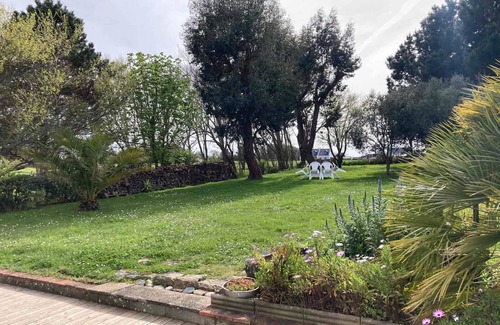 Le Palais House | Charming Beach House: 5 Beds, Fireplace, Garden, BBQ, Near Castoul Beach & Le Palais