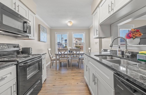 Norfolk House | Charming Beachside Duplex: 2 Units -3 Bedrooms-each. Ideal for large families