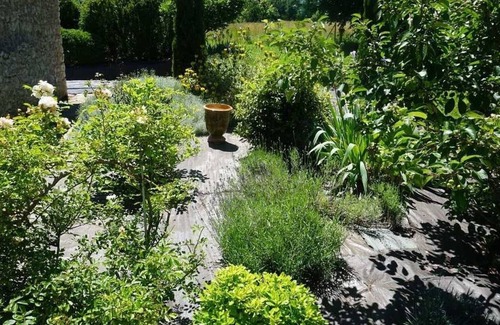 Pressignac-Vicq House | charming bed and breakfast in Perigord / Dordogne