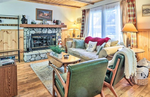 Peter Pan Cabin | Charming Big Bear Cabin w/ Gas Grill