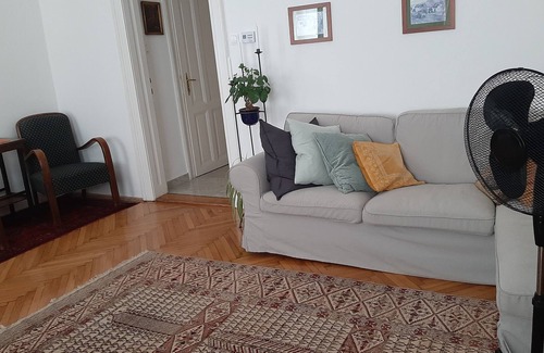Szentimrevaros Apartment | Charming boutique apartment with parking in the centre