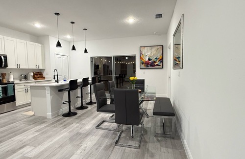 Citrus Springs House | Charming brand new 4-bedroom house minutes from Rainbow Springs, Crystal Rivers.