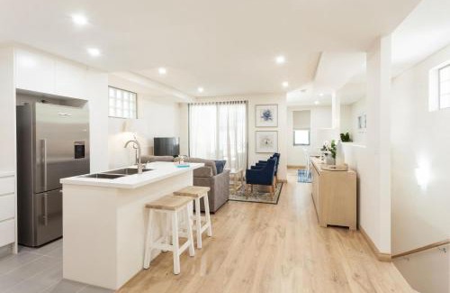 Coogee Apartment | Charming Bream I365