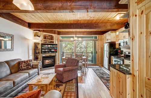 Warrior's Mark Condo | Charming Breckenridge Condo Walk to Shops & Gondola