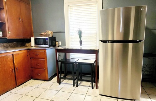Bristol House | Charming Bungalow on a Budget - Dog Friendly, Family Friendly, Central Location