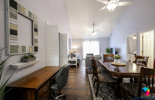 Richmond Hill House | Charming Bungalow, Pets+Short Drive to Savannah