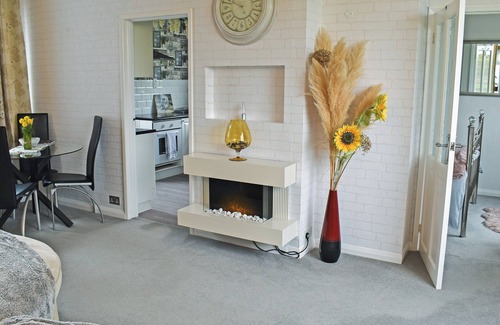 Brightlingsea Cottage | Charming bunglalow close to the beach.