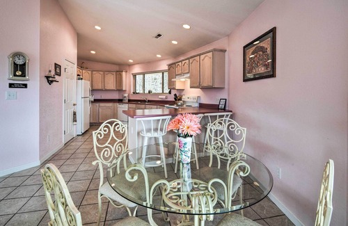 Burnsville Apartment | Charming Burnsville Apt w/Mountain Views & Deck!