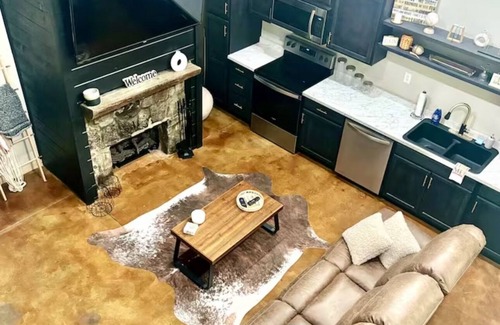 Mentone Cabin | Charming Cabin in Midtown Mentone