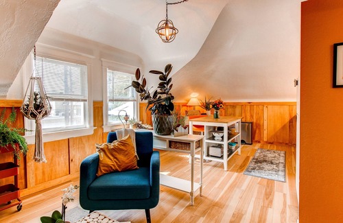Alamo Placita House | Charming Carriage House in Capital Hill