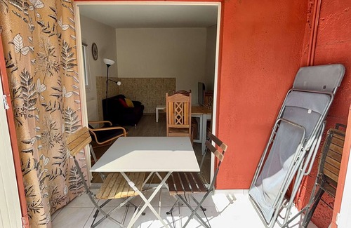 Sorede House | Charming Catalan House in Sorède - Sleeps 4