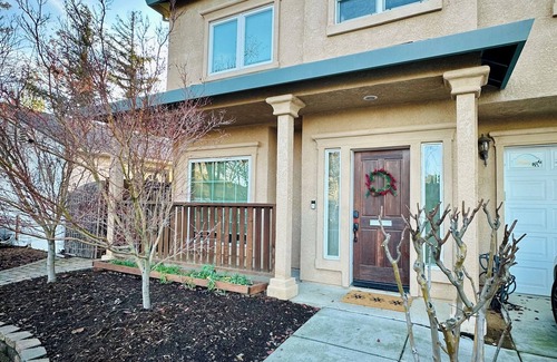 Davis House | Charming & Central 2200 sq. feet house in Davis walking distance to everywhere