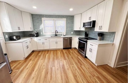 Danville House | Charming Central Home-3bd/1bath