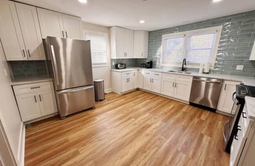 Danville House | Charming Central Home-3bd/1bath