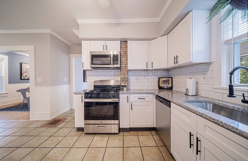Willoughby House | Charming century home in the heart of Willoughby walking distance to everything!