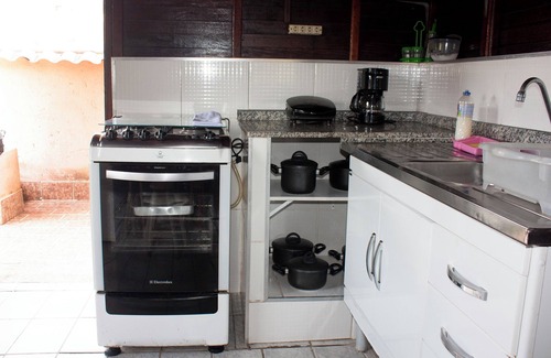Mambucaba Ski Chalet | Charming Chalet in front of the sea, on Jabaquara beach - Paraty, 5 min. from the Historic Center