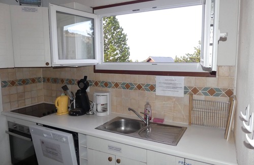 Arette Ski Chalet | Charming chalet sleeps 10, at the foot of the pistes (Pierre St Martin)