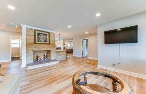 Charlotte House | Charming Charlotte Home 2 Mi to Downtown!