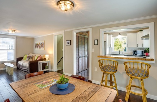 North Chattanooga House | Charming Chattanooga Home - Bike to Aquarium!