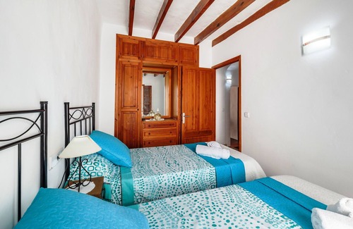 Pollensa Hotel | Charming City Center house, 4 people, Patio, Air conditioned, Free Wifi