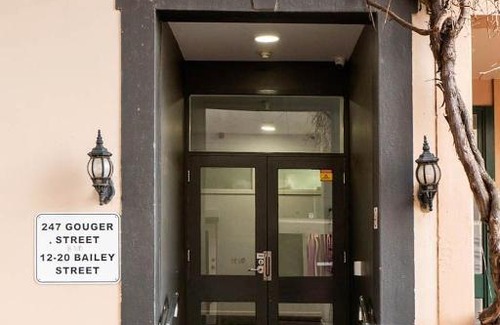 Adelaide Central Business District Hotel | Charming City Escape Stylish CBD Suite with WiFi