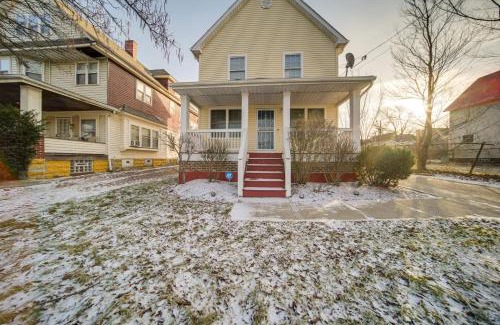 Cleveland House | Charming Cleveland Home 5 Mi to Downtown!