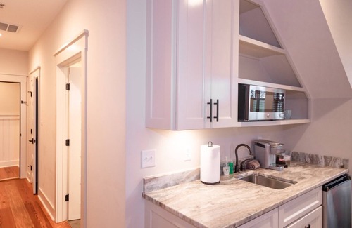 Oriental House | Charming Coastal Cottages & Suites – River Dunes