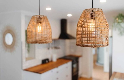 New Plymouth Cottage | Charming Coastal Cottage in New Plymouth
