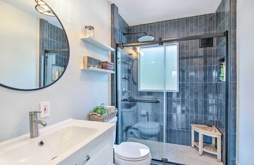 Skyway House | Charming Colorado Springs Getaway w/Hot Tub!