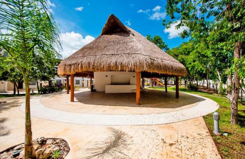 Playa del Carmen House | Charming & Comfortable House, 15 min to Downtown