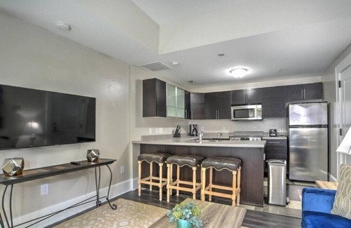 Asheville Condo | Charming Condo 2 in Historic King James