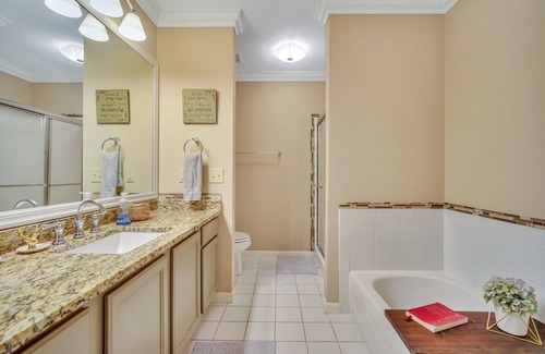Bluffton Condo | Charming condo within walking distance of Historic Old Town Bluffton.