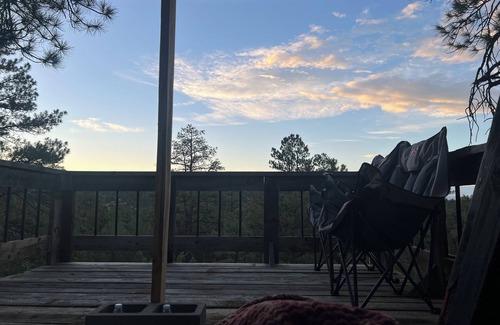 Gulnare Cabin | Charming Convertible A Frame Cabin 1-bedroom cabin in Boncarbo