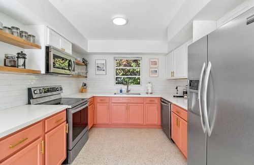 Coral Ridge Isles House | Charming Coral Ridge 2BR/2BA Near Beach + Pool