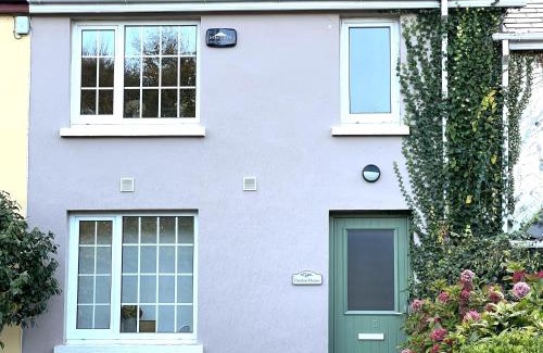 Killarney House | Charming Cosy 4-Bed House in Killarney