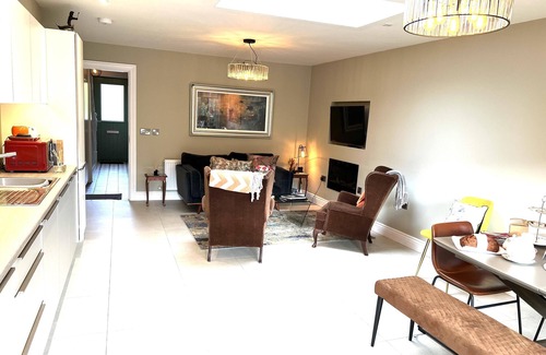 Killarney House | Charming Cosy 4-Bed House in Killarney