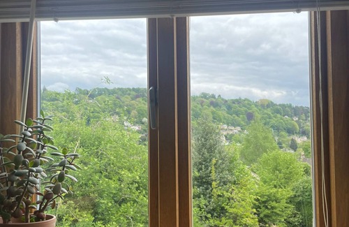 Nailsworth House | Charming Cotswold stone cottage with garden, off-road parking and valley views