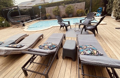 Sorigny House | Charming cottage 10p #swimming pool #spa south Tours