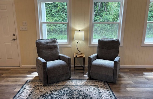 Sparta Cottage | Charming Cottage at Bridge Over Doubled Waters in Sparta, NC