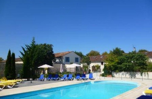 Ternant Cottage | Charming cottage at Domaine les Granges
