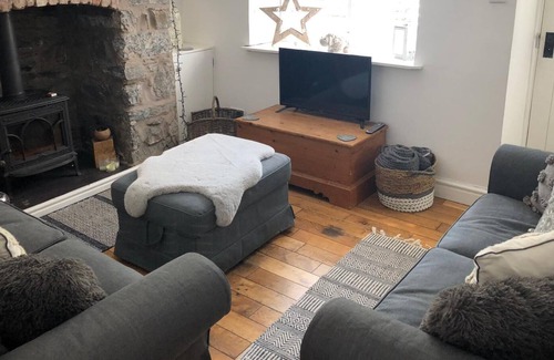 Llangernyw Cottage | Charming Cottage In Llangernyw North Wales