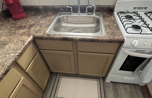 Sturgis Cottage | Charming cottage in terrific Sturgis with AC, WiFi