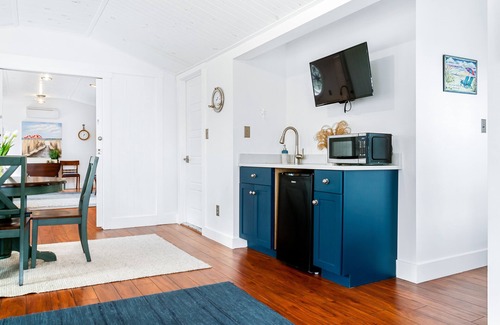Charlestown House | Charming Cottage in Historic Charlestown, MD - Marina & Beach Access
